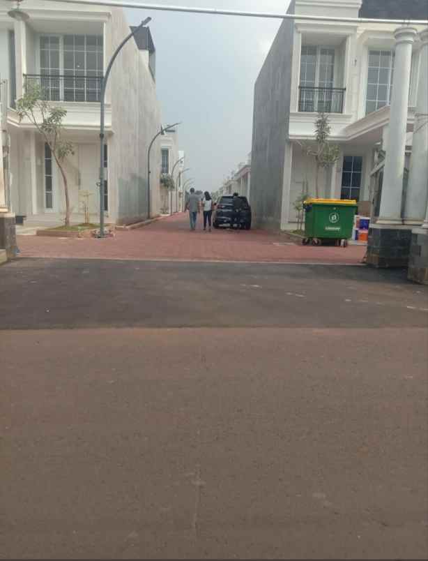 dijual rumah jl bambu apus cipayung