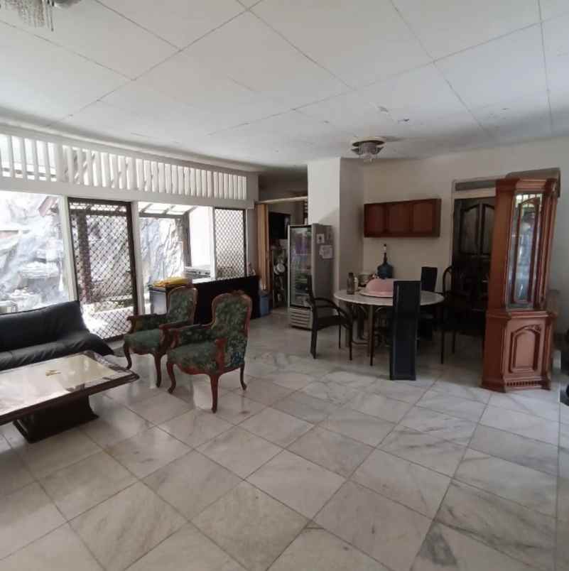 dijual rumah jl bumi kemanggisan indah