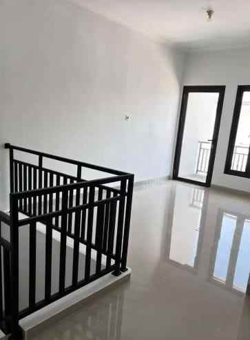 dijual rumah jl cibodas dkt puri dago