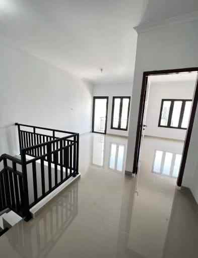 dijual rumah jl cibodas dkt puri dago