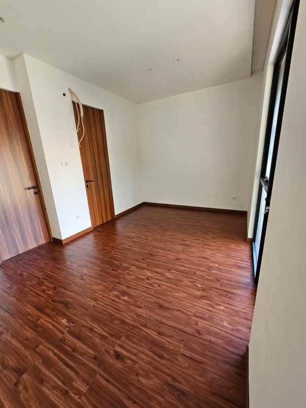 dijual rumah jl cinere raya cinere depok