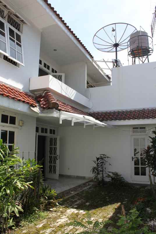 dijual rumah jl damarsari ii pasar minggu