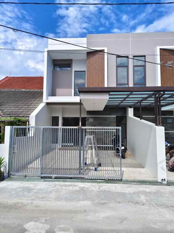 dijual rumah jl jupiter margahayu raya