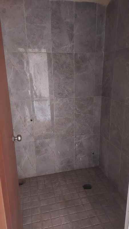 dijual rumah jl kolonel hj tb suwandi