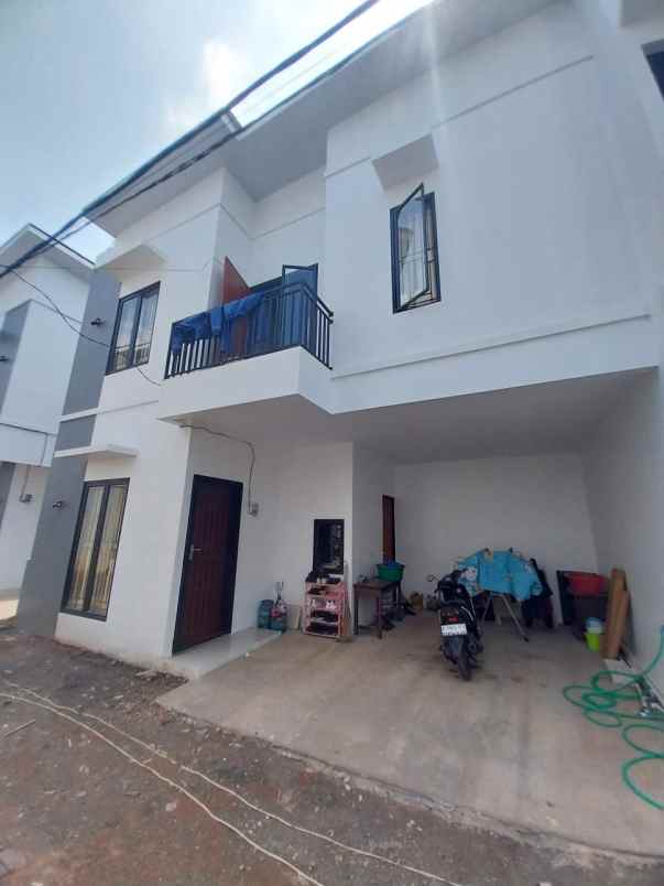 dijual rumah jl kp kramat setu cipayung