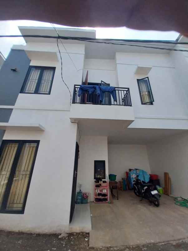 dijual rumah jl kp kramat setu cipayung