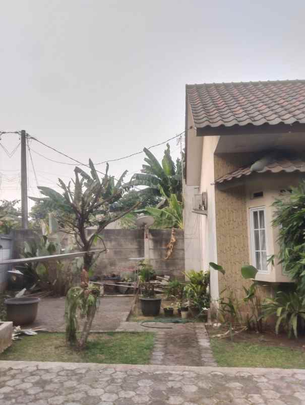 dijual rumah jl leuwinanggung