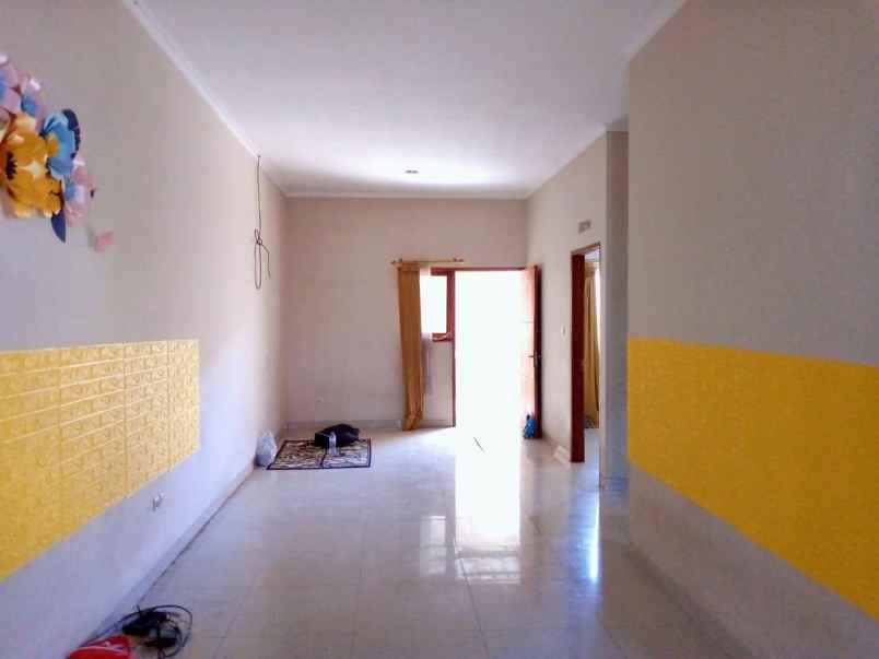 dijual rumah jl logam buahbatu bandung