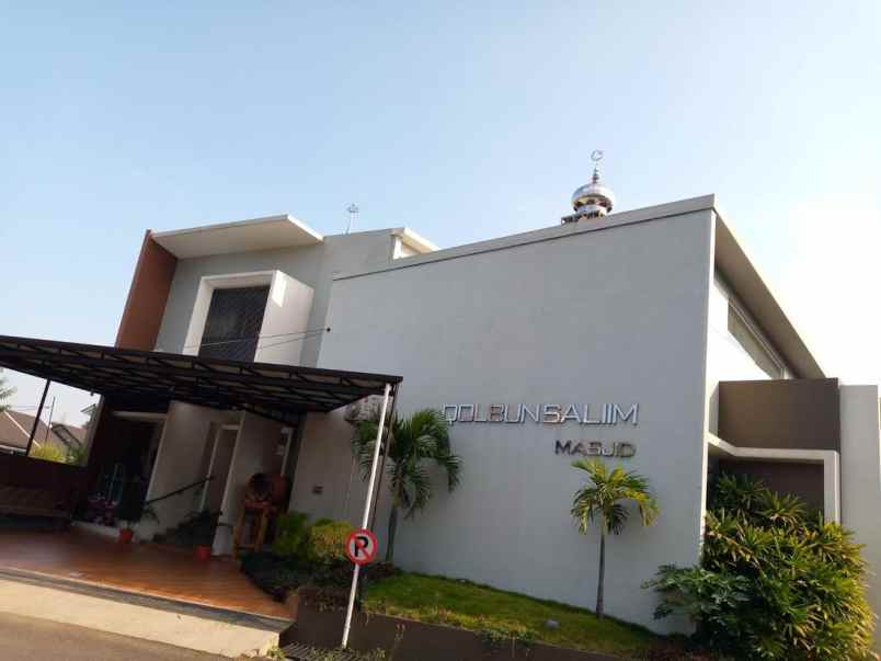 dijual rumah jl logam buahbatu bandung