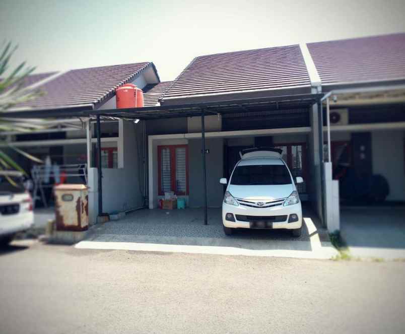 dijual rumah jl logam buahbatu bandung