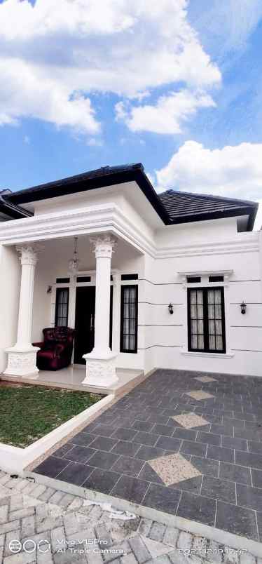 dijual rumah jl ray aporos serpong