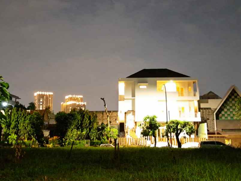 dijual rumah jl villa indah villa