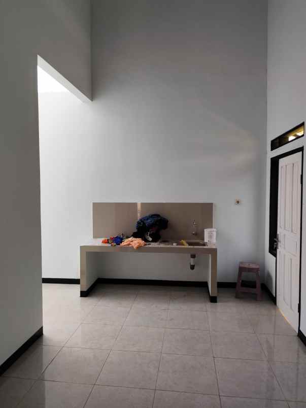 dijual rumah jln bojongwaru rancamulya