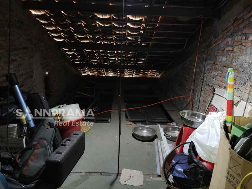 dijual rumah jln boulevard gdc