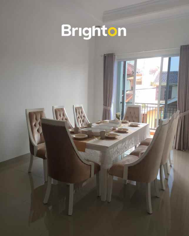 dijual rumah jln danau singkarak