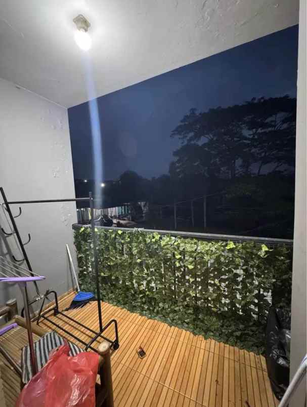 dijual rumah jln raya benda pamulang