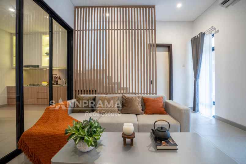 dijual rumah jln raya pondok cabe