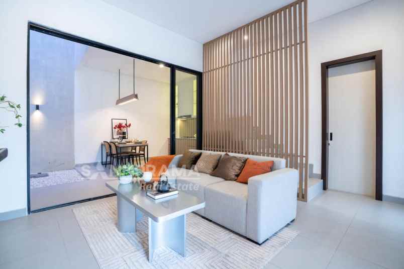 dijual rumah jln raya pondok cabe