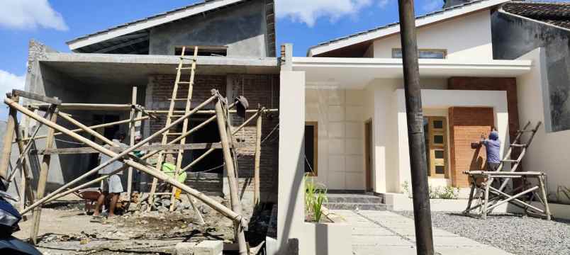 dijual rumah karangmojo tamanmaartani