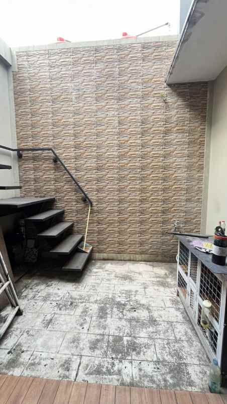 dijual rumah kavling tegal perintis