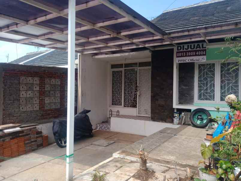 dijual rumah kec cimahi utara