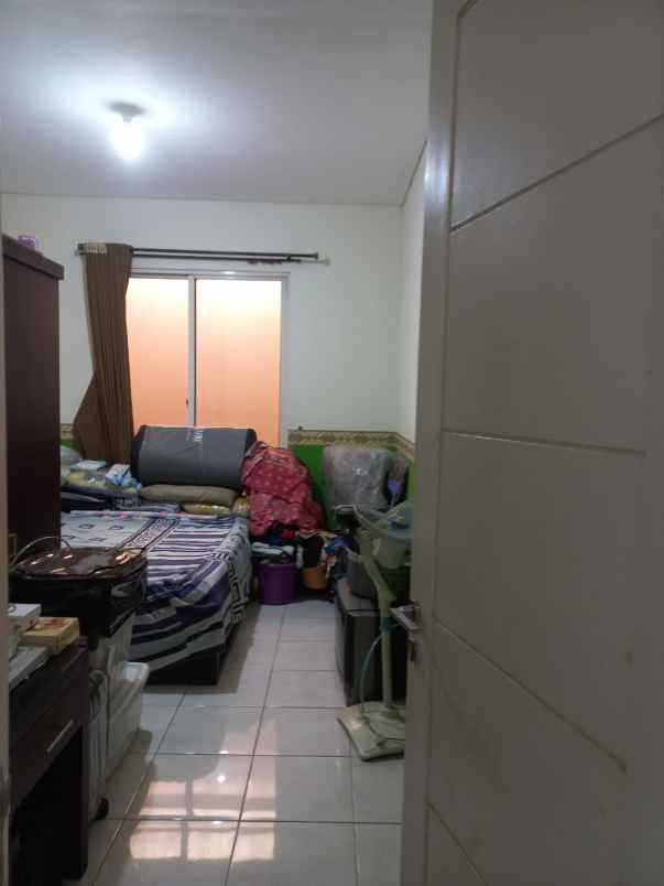 dijual rumah kelapa gading