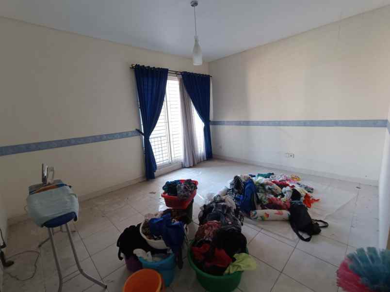 dijual rumah kelapa gading