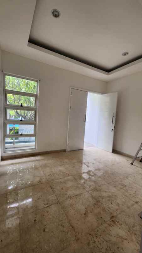 dijual rumah kemayoran