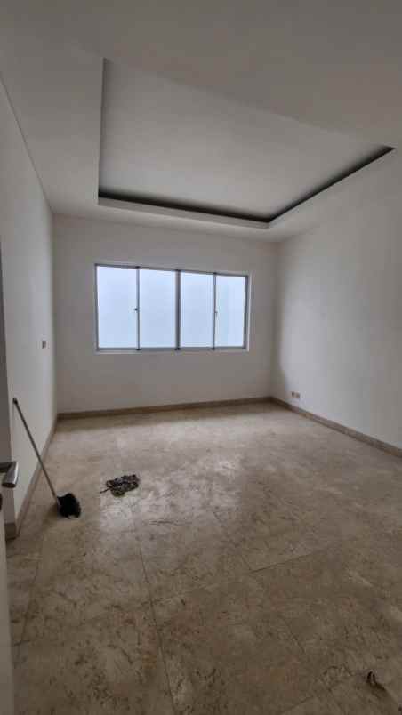 dijual rumah kemayoran