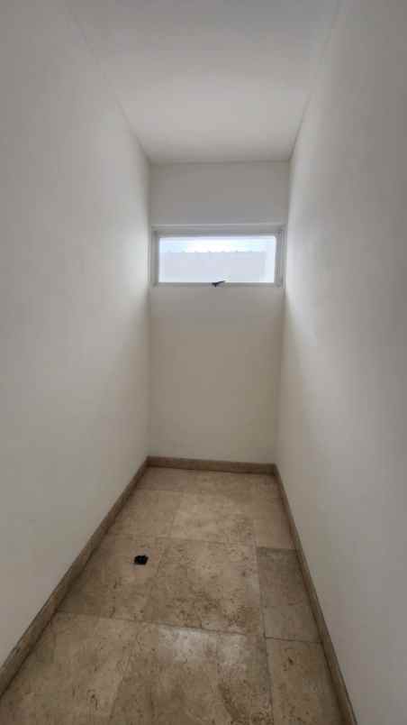 dijual rumah kemayoran