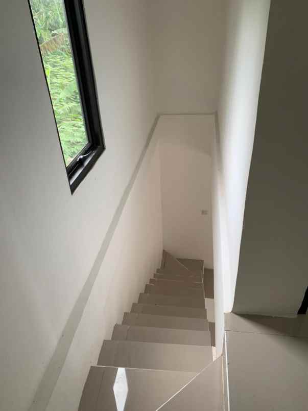 dijual rumah keradenan bogor