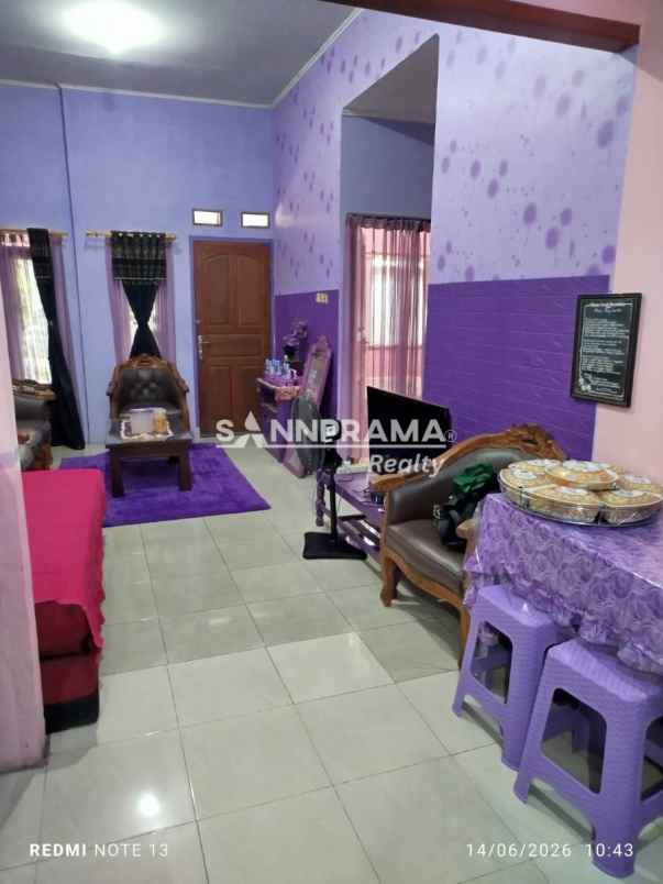 dijual rumah kln raya pancoran mas