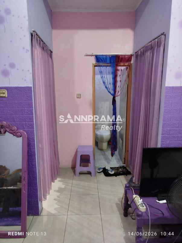 dijual rumah kln raya pancoran mas