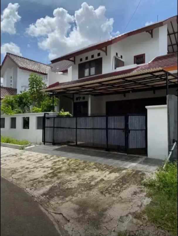 dijual rumah komplek diskum ad cipinang