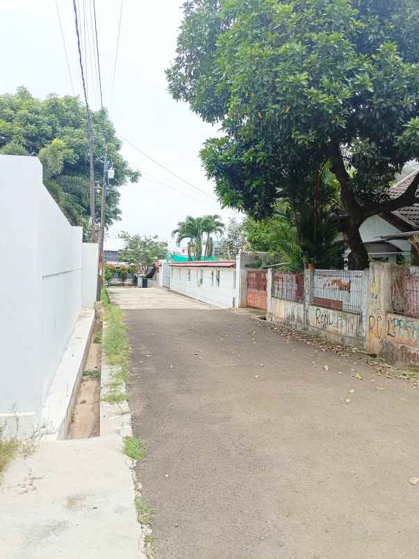 dijual rumah komplek kavling deplu adam