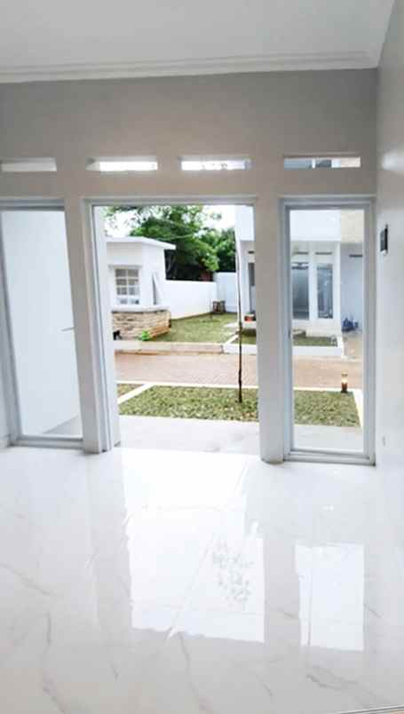 dijual rumah komplek kavling deplu adam