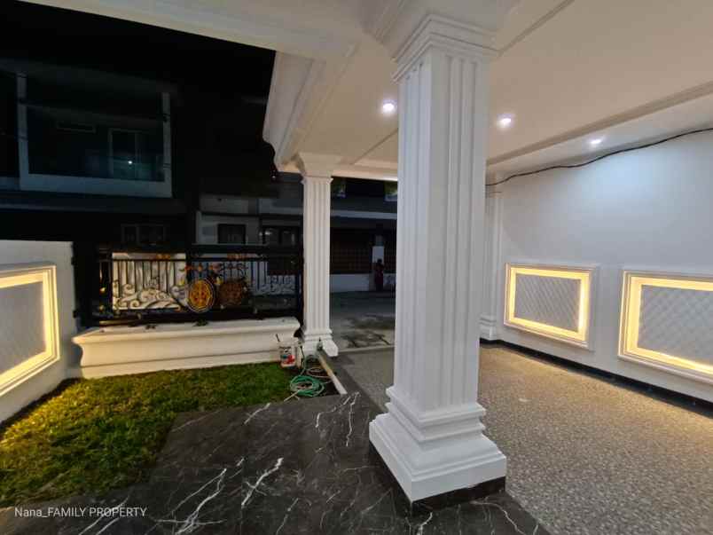 dijual rumah komplek meruya permai