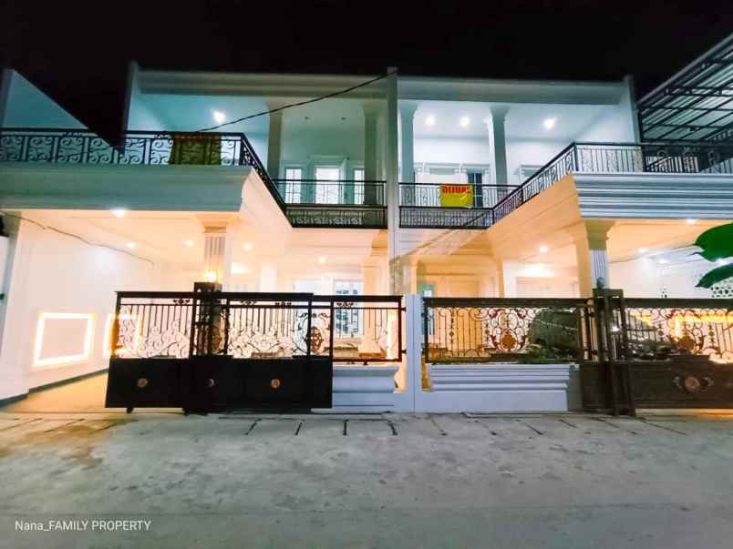 dijual rumah komplek meruya permai