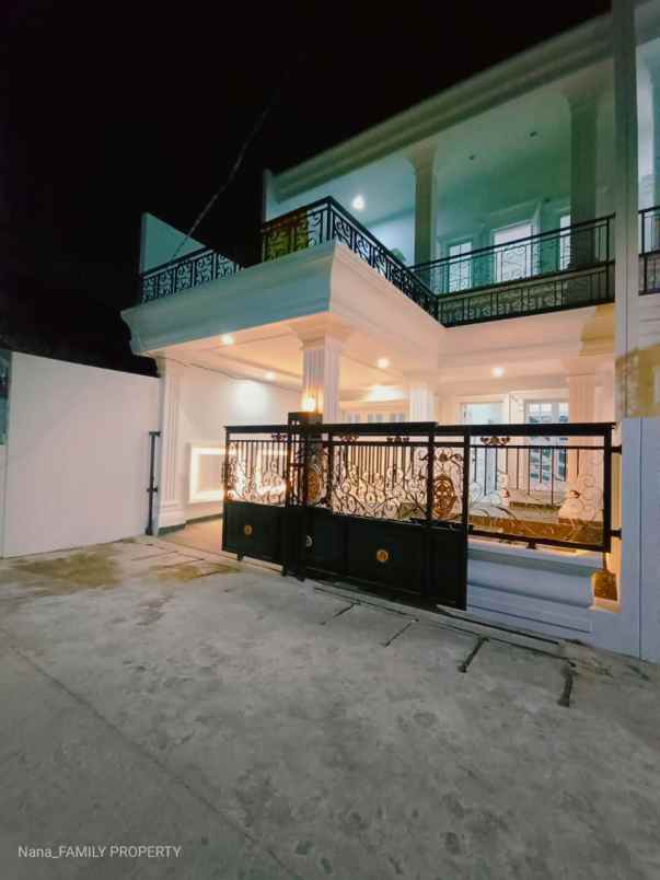 dijual rumah komplek meruya permai