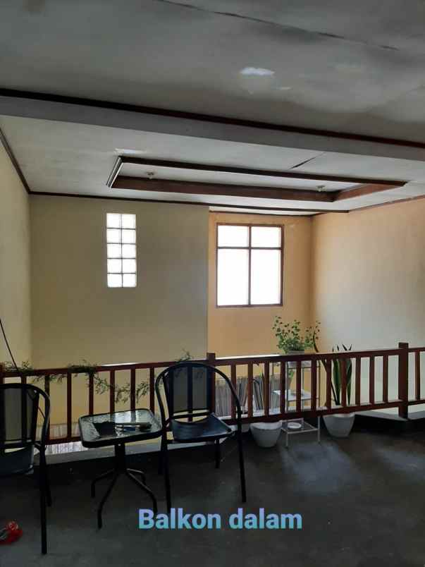 dijual rumah komplek puri cipageran kel