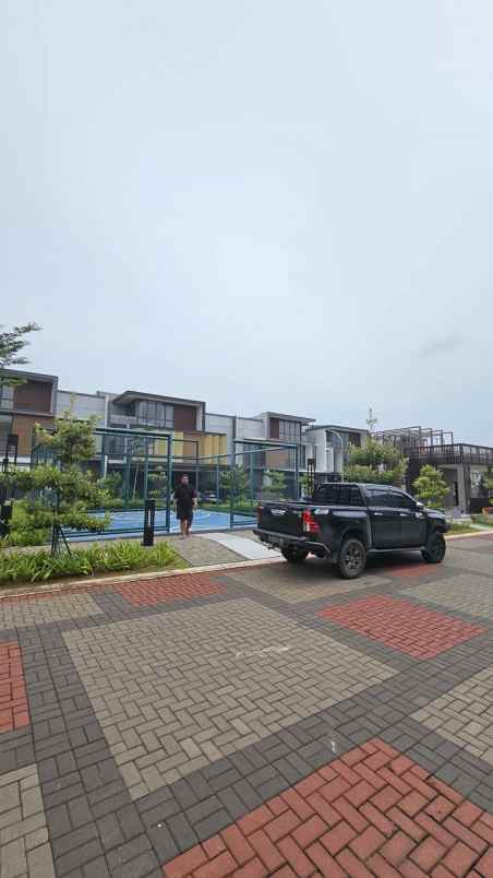 dijual rumah kota wisata