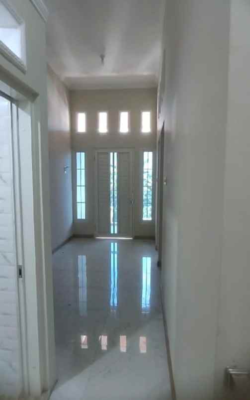 dijual rumah lebak