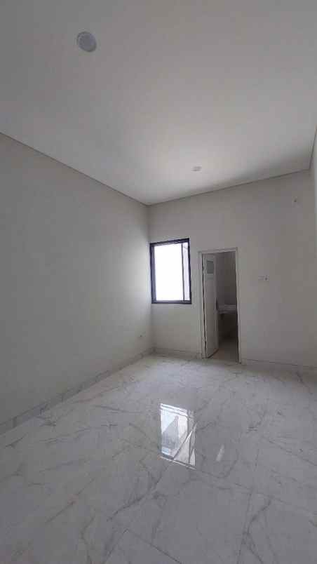 dijual rumah lebak