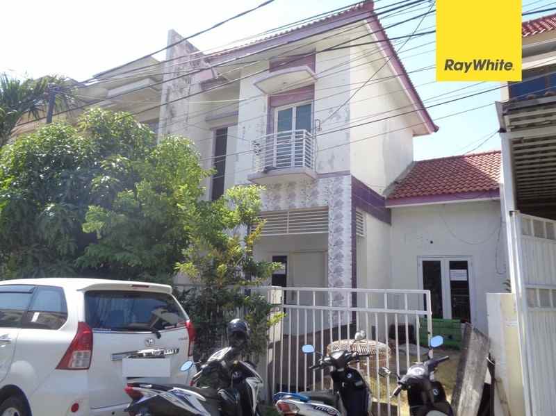 dijual rumah lebak indah regency