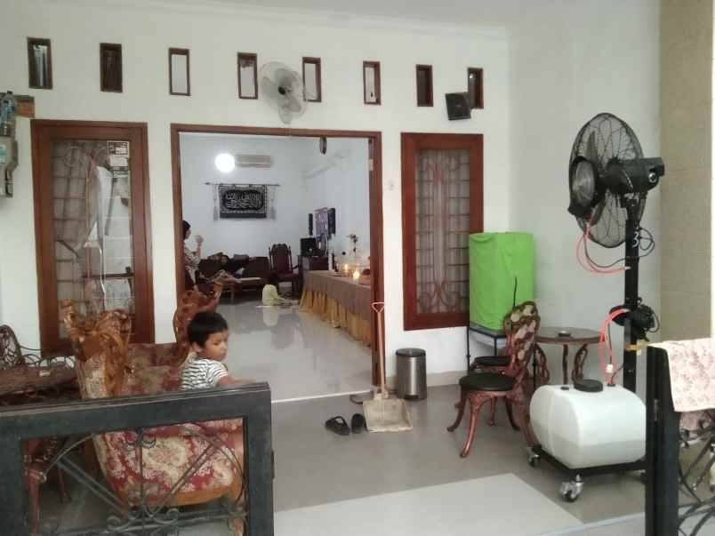 dijual rumah lenteng agung jagakarsa