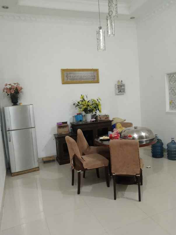 dijual rumah lenteng agung jagakarsa