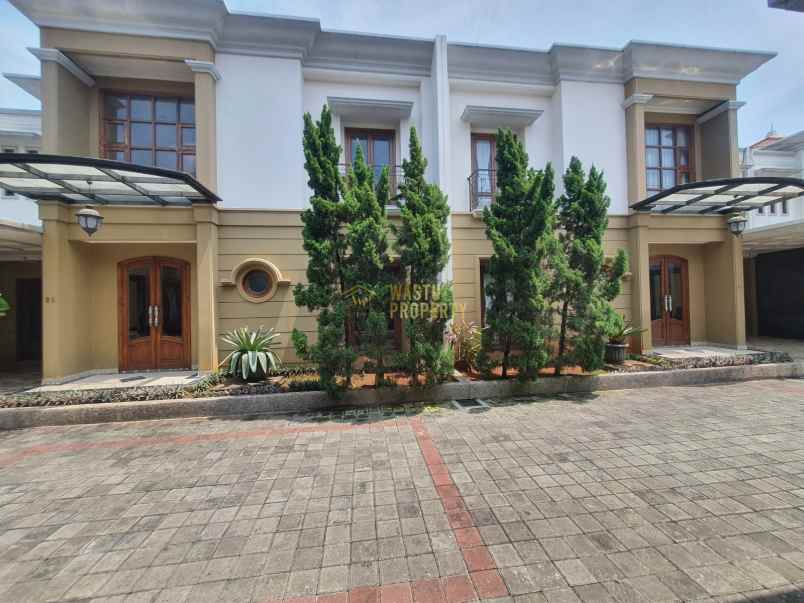 dijual rumah lenteng agung jakarta