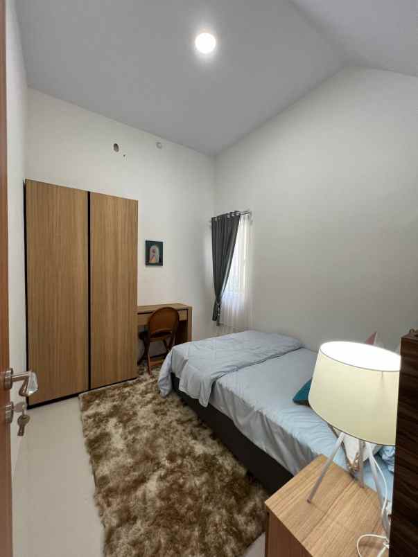 dijual rumah leuwinanggung cibubur depok