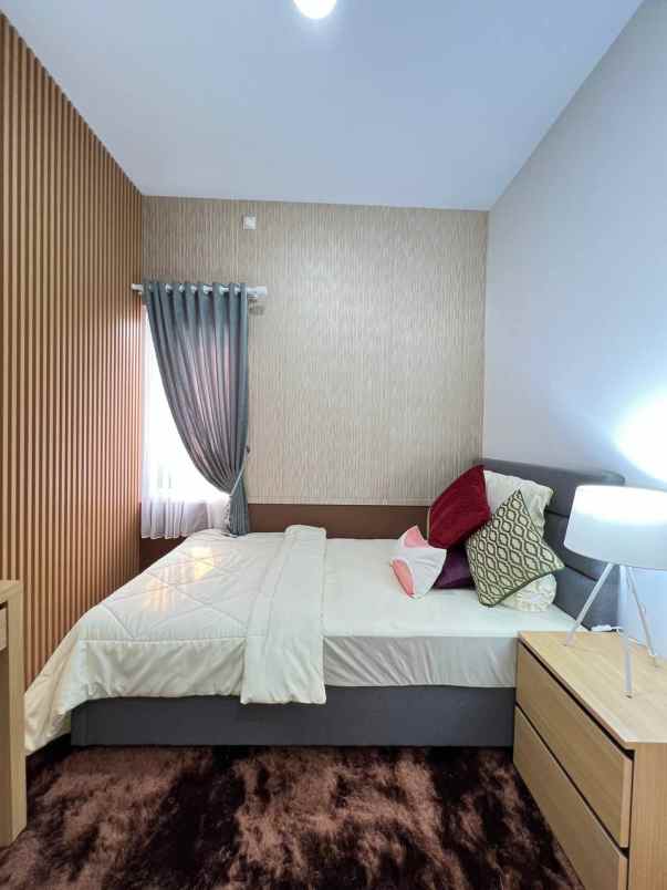 dijual rumah leuwinanggung cibubur depok