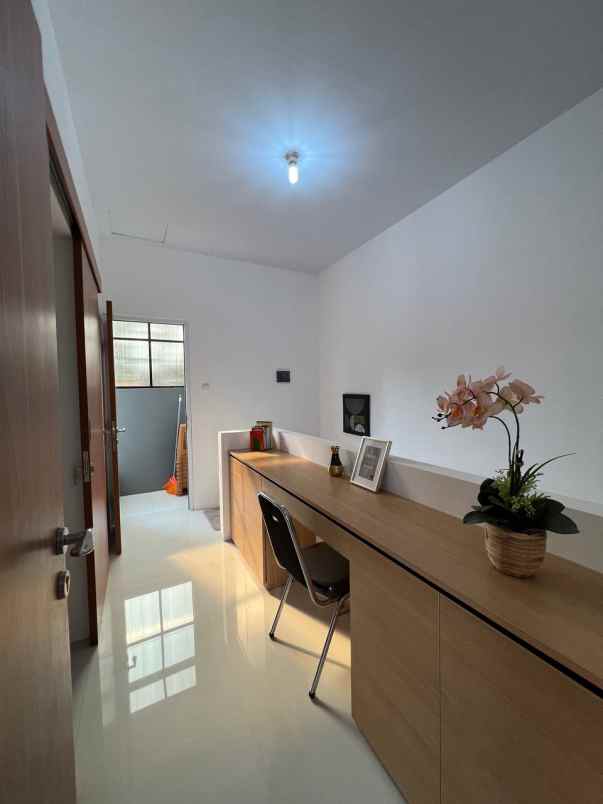 dijual rumah leuwinanggung cibubur depok